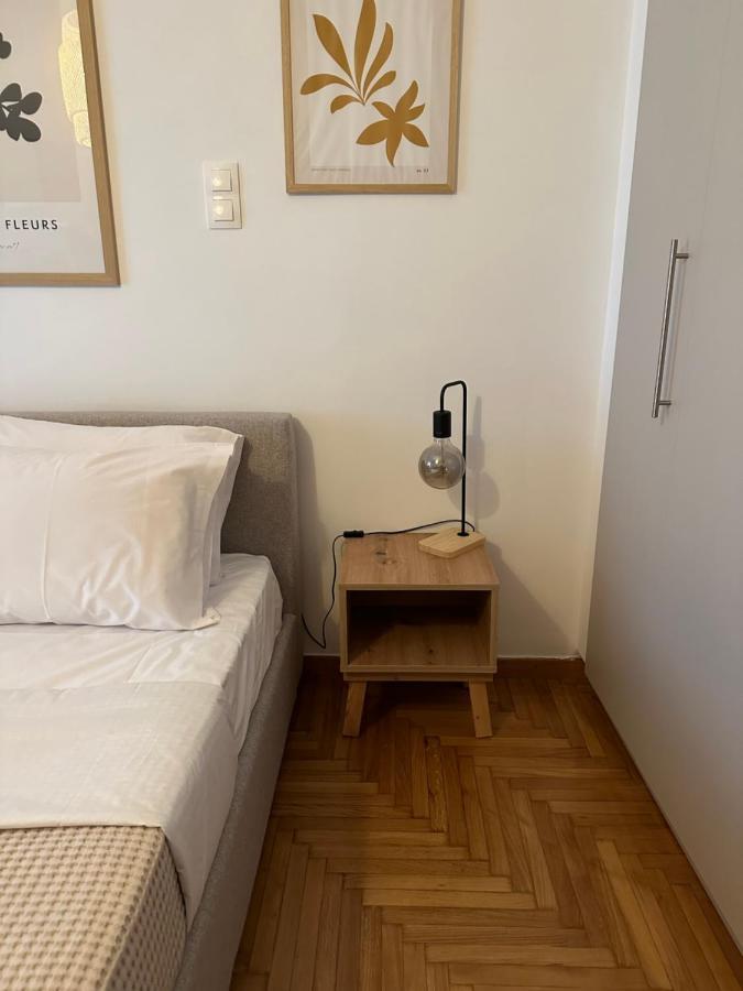 Cozy Faliro Apartment